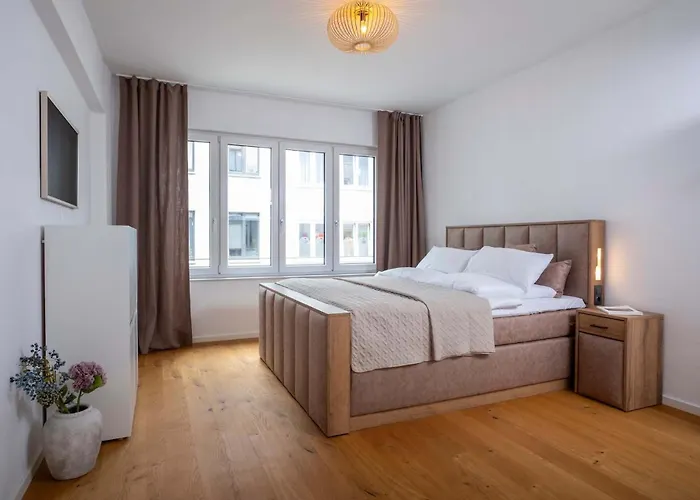 Апартаменти New Luxury 3 At Rathausplatz