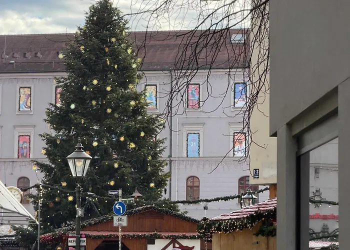 New Luxury 3 At Rathausplatz *