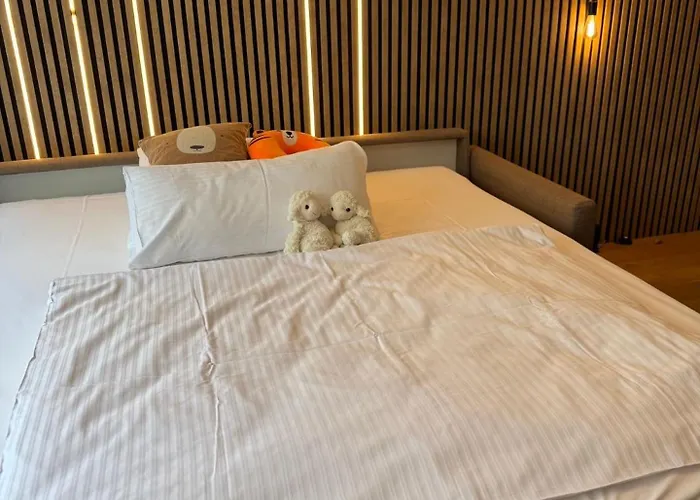 New Luxury 3 At Rathausplatz *