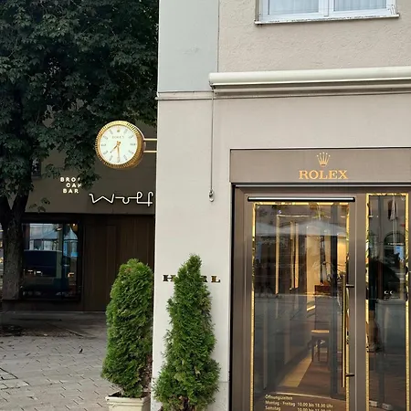 New Luxury 3 At Rathausplatz *