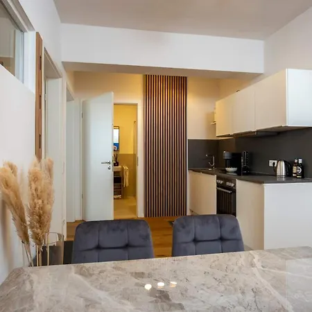 Goldenkey-suites - Luxury 'leopold Mozart' - 3 - Air Conditioning - Prime Location Rathausplatz Apartament *