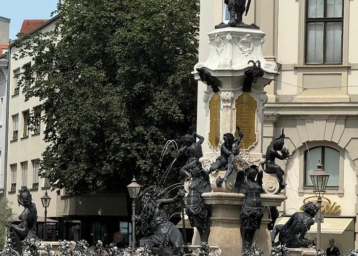 New Luxury 3 At Rathausplatz Augsburg