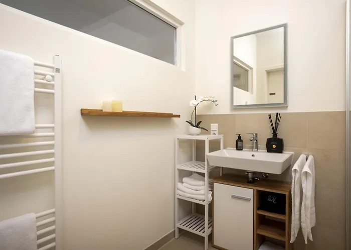 New Luxury 3 At Rathausplatz Apartment